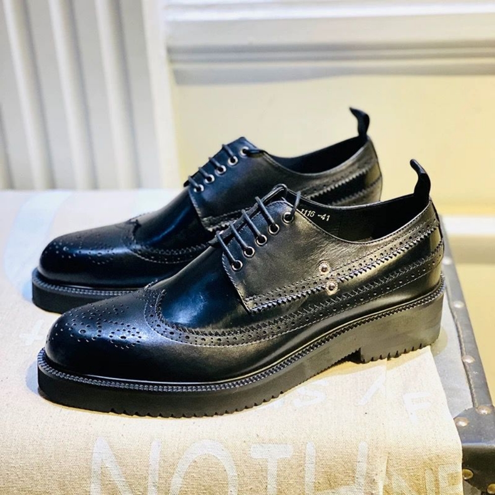 Picture of BLACK  DERBY WITH CHUNKY HEEL BROGUE