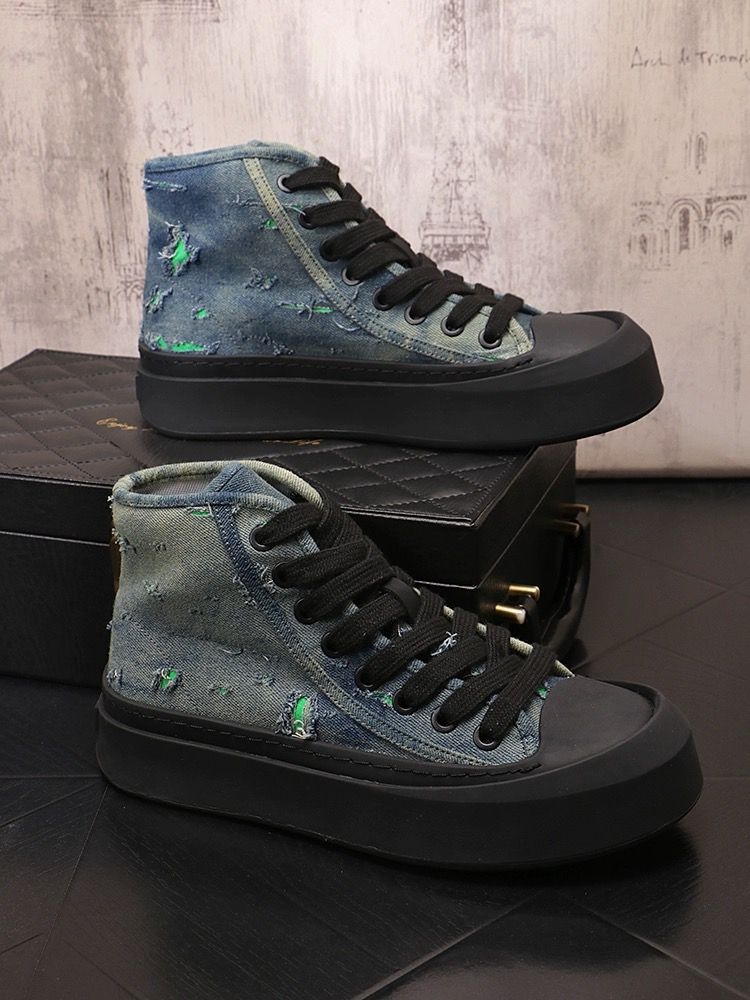 Picture of CASUAL SHOE